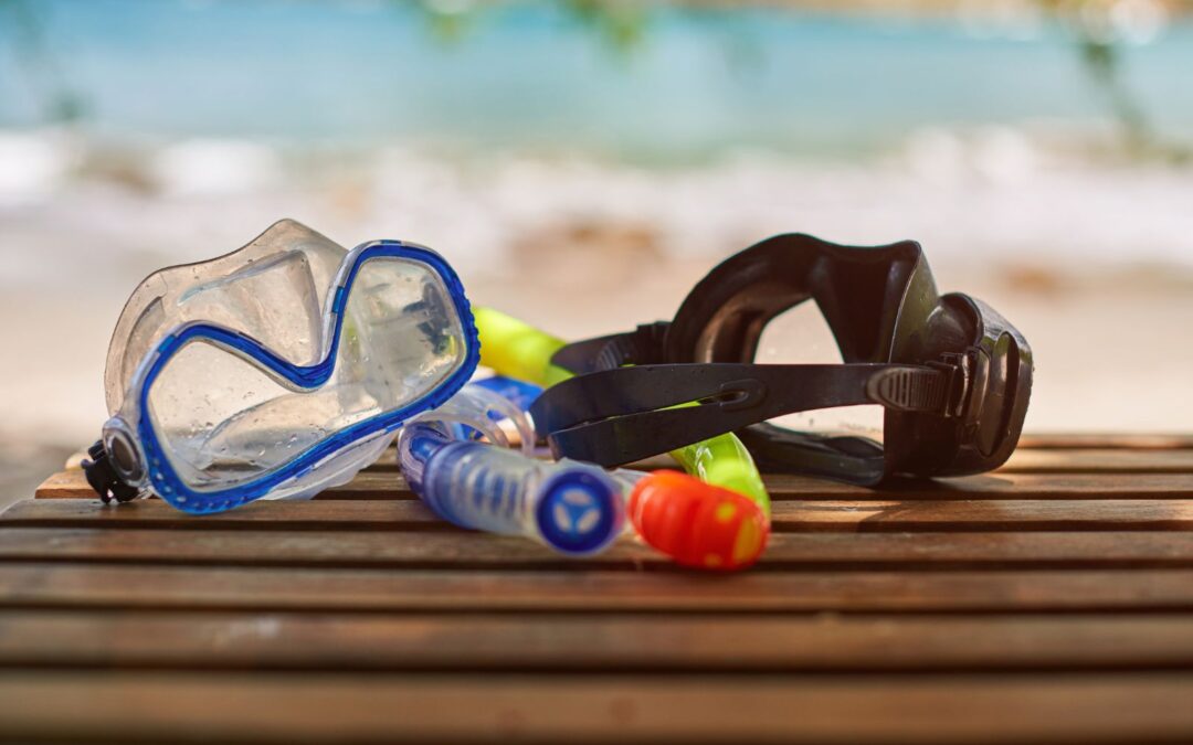 Preparing and Defogging your Snorkeling Mask (+ our Secret Solution)